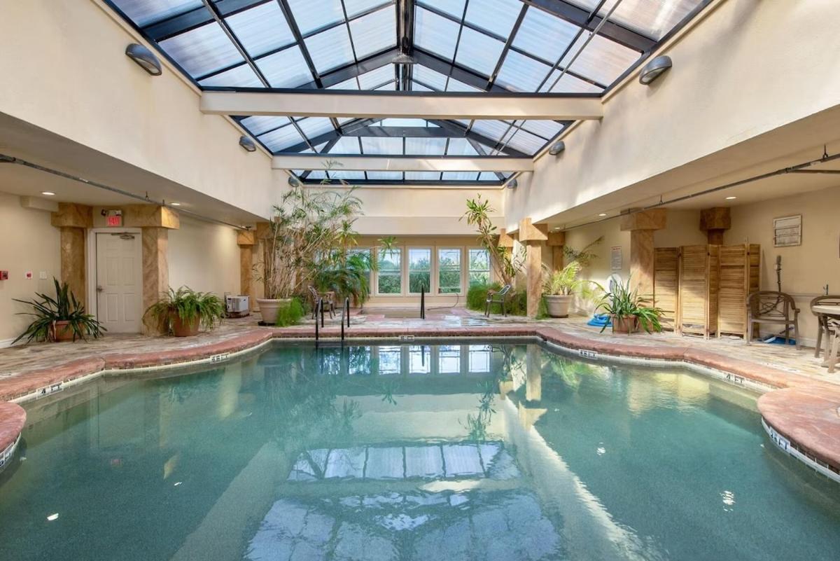 Salty Shenanigans Aparthotel Kill Devil Hills Exterior photo