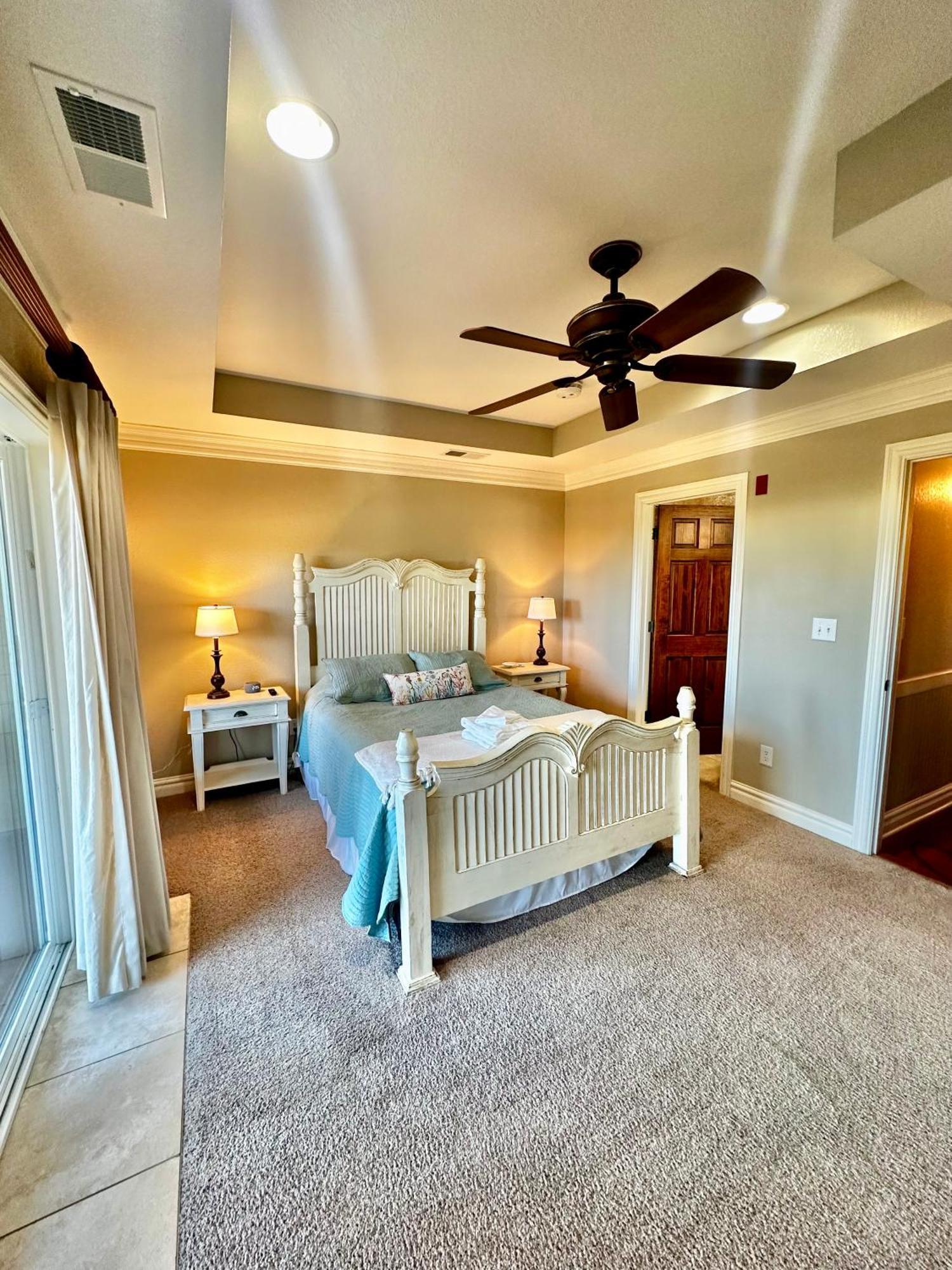 Salty Shenanigans Aparthotel Kill Devil Hills Exterior photo