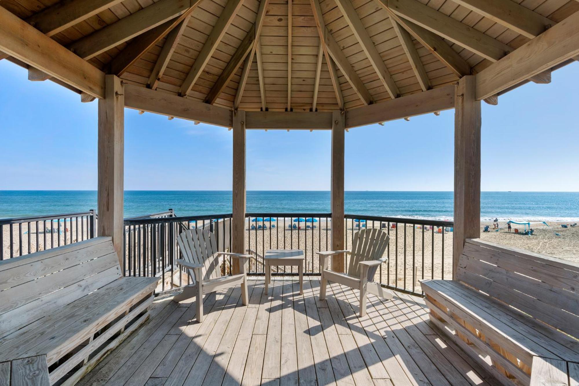 Salty Shenanigans Aparthotel Kill Devil Hills Exterior photo